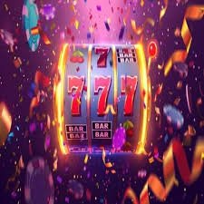 Aplikasi Puri79 di smartphone Android menampilkan fitur download game dan taruhan olahraga mobile